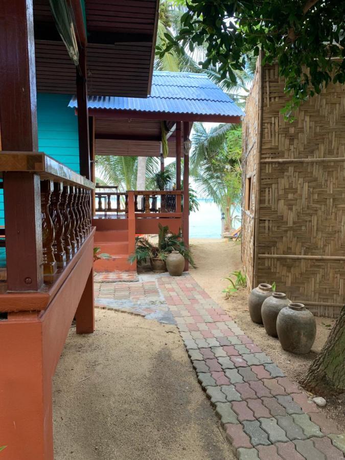 Free Concept Beach Resort Шритану Экстерьер фото
