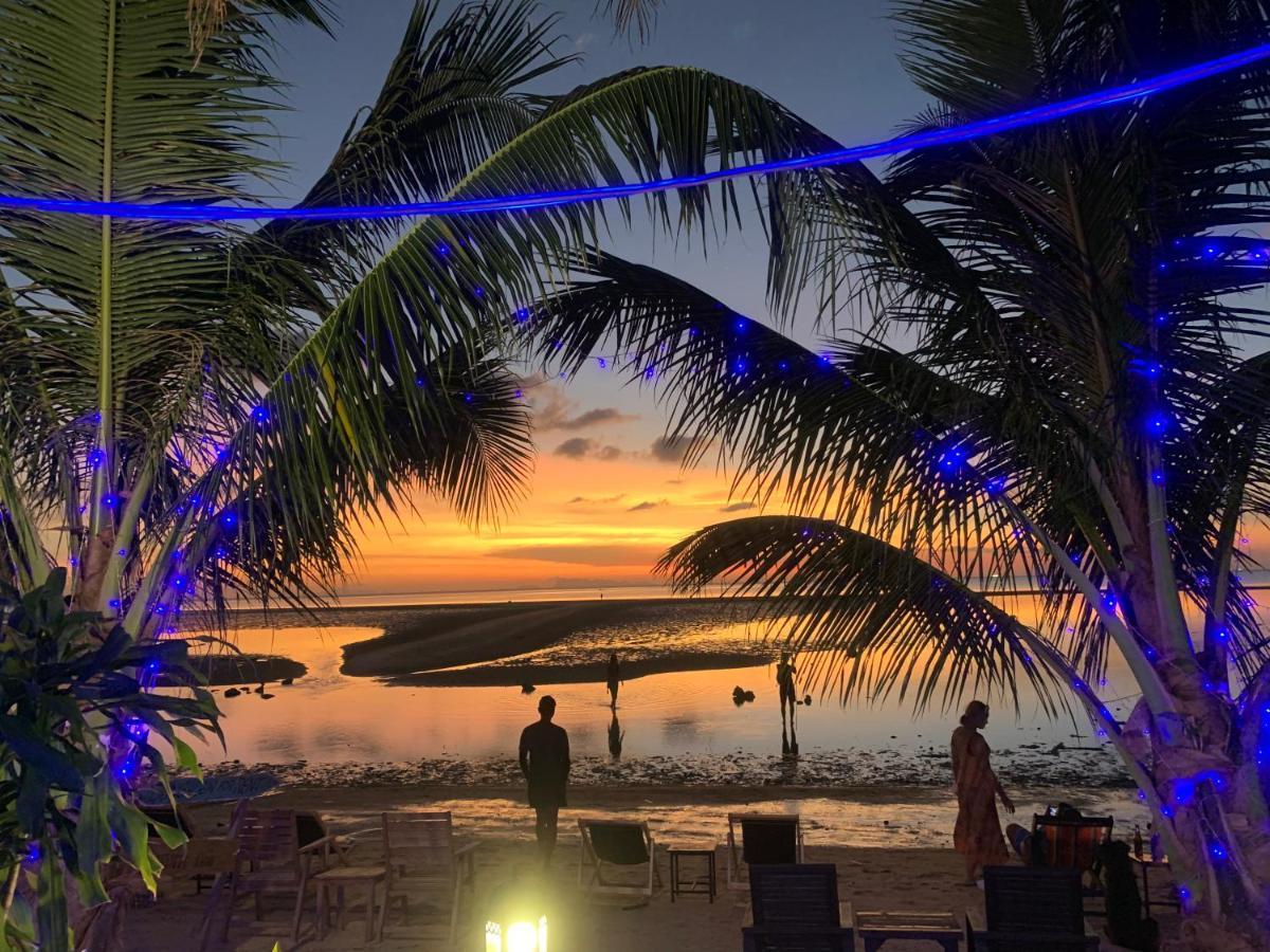 Free Concept Beach Resort Шритану Экстерьер фото